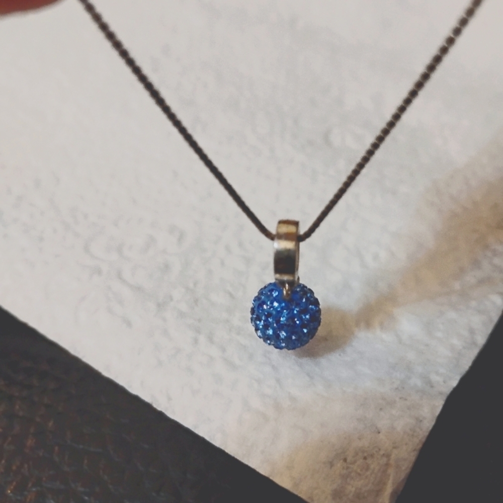 Elegant Blue Sparkly Pendant Necklace Sterling Silver 925 ITALY Chain 8.5' Half